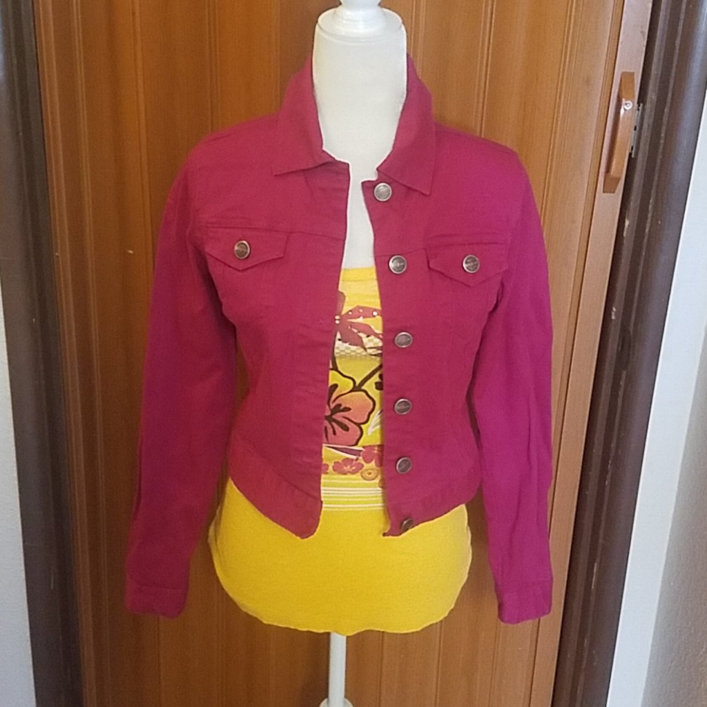 Iris Basic Magenta Jean Jacket